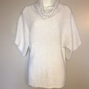 BCBG Paris Kimono Sleeve Sweater Size Medium